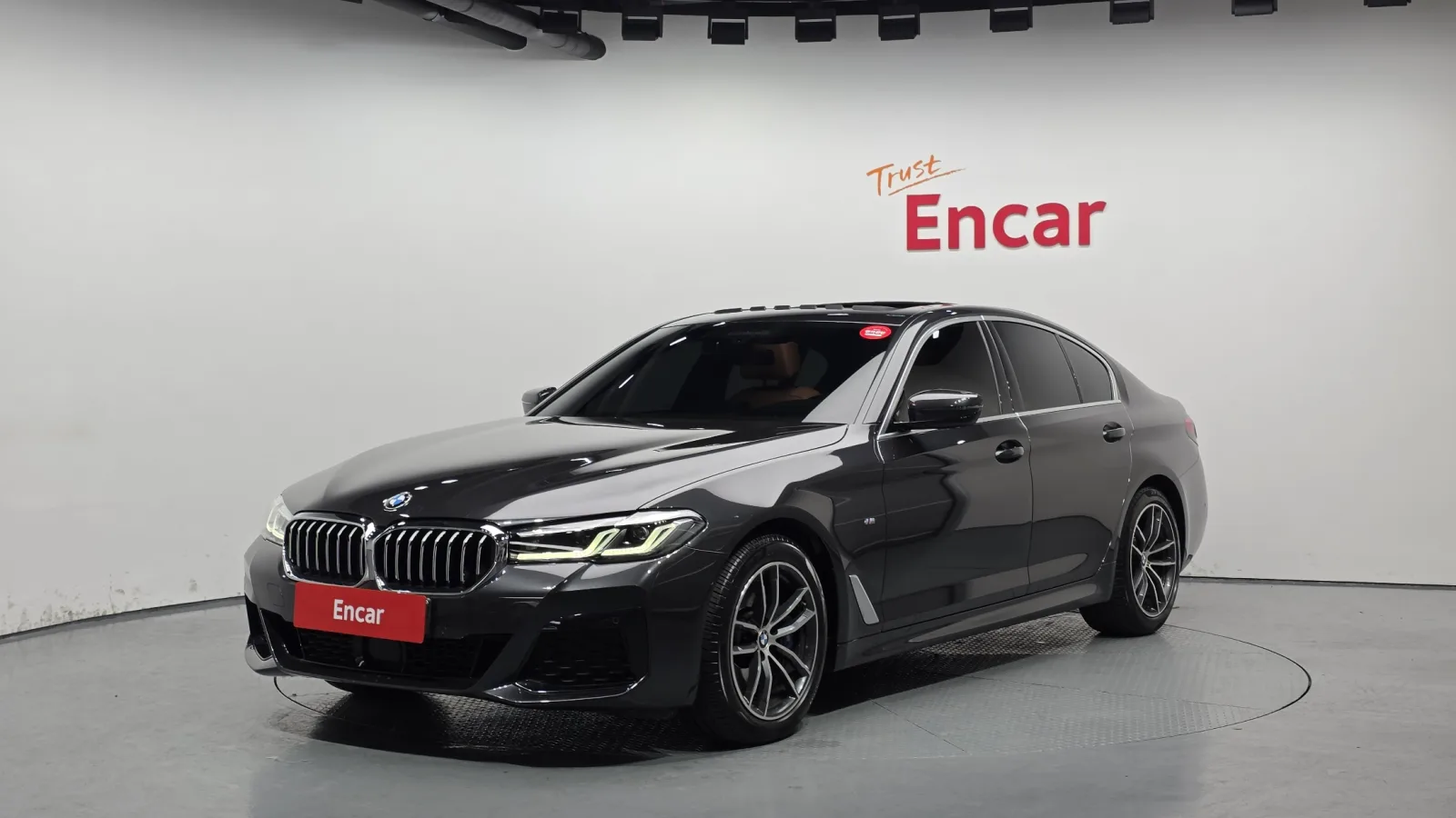 2022 BMW 5-Series