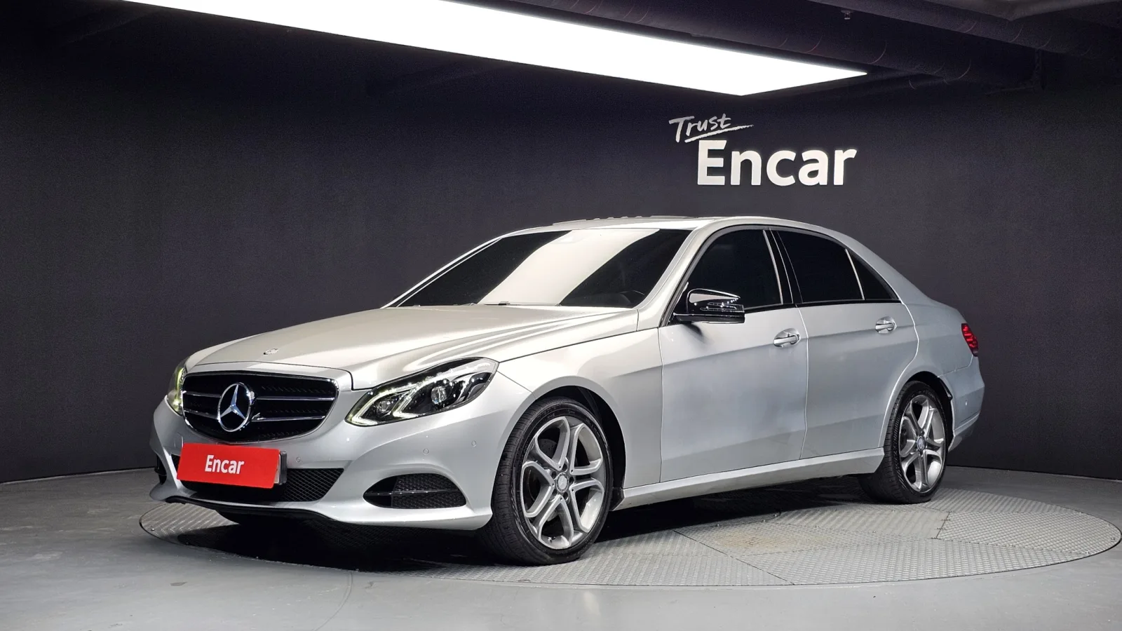 2016 Mercedes-Benz E-Class
