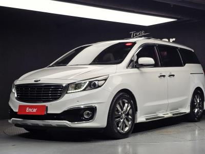 2017 Kia Carnival