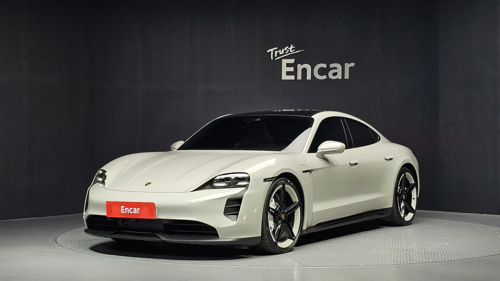2023 Porsche Taycan