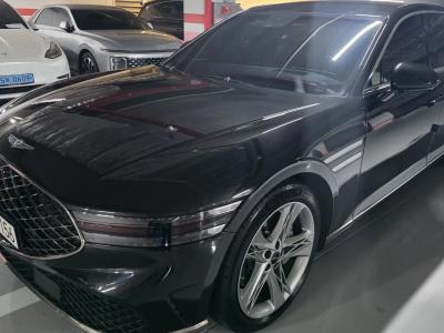 2022 Genesis G90
