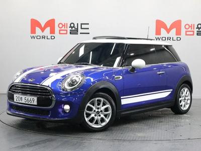 2019 MINI Cooper