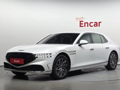2022 Genesis G90