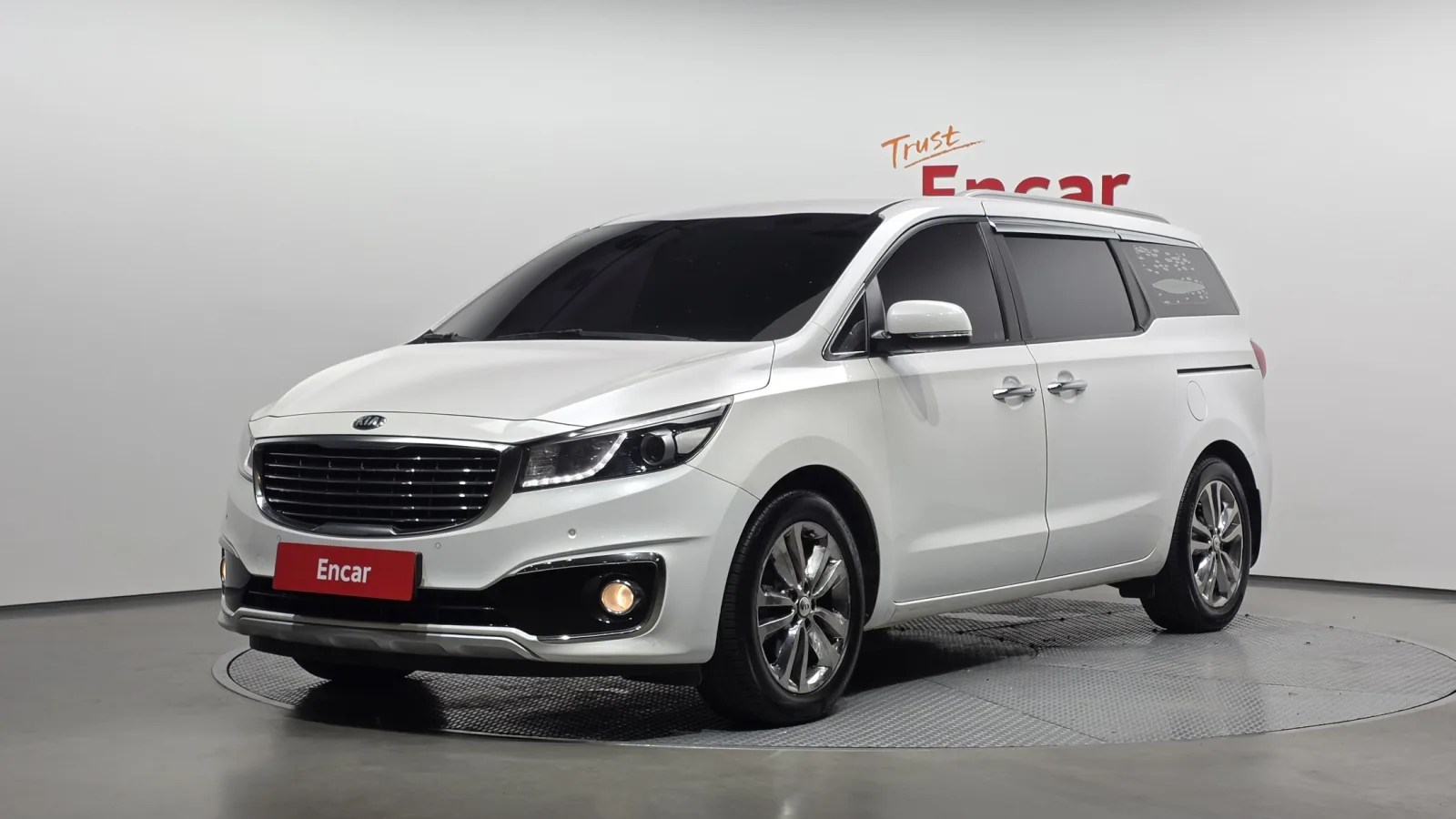 2016 Kia Carnival