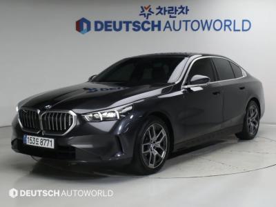 2025 BMW 5-Series