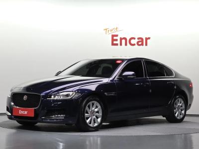 2017 Jaguar XF