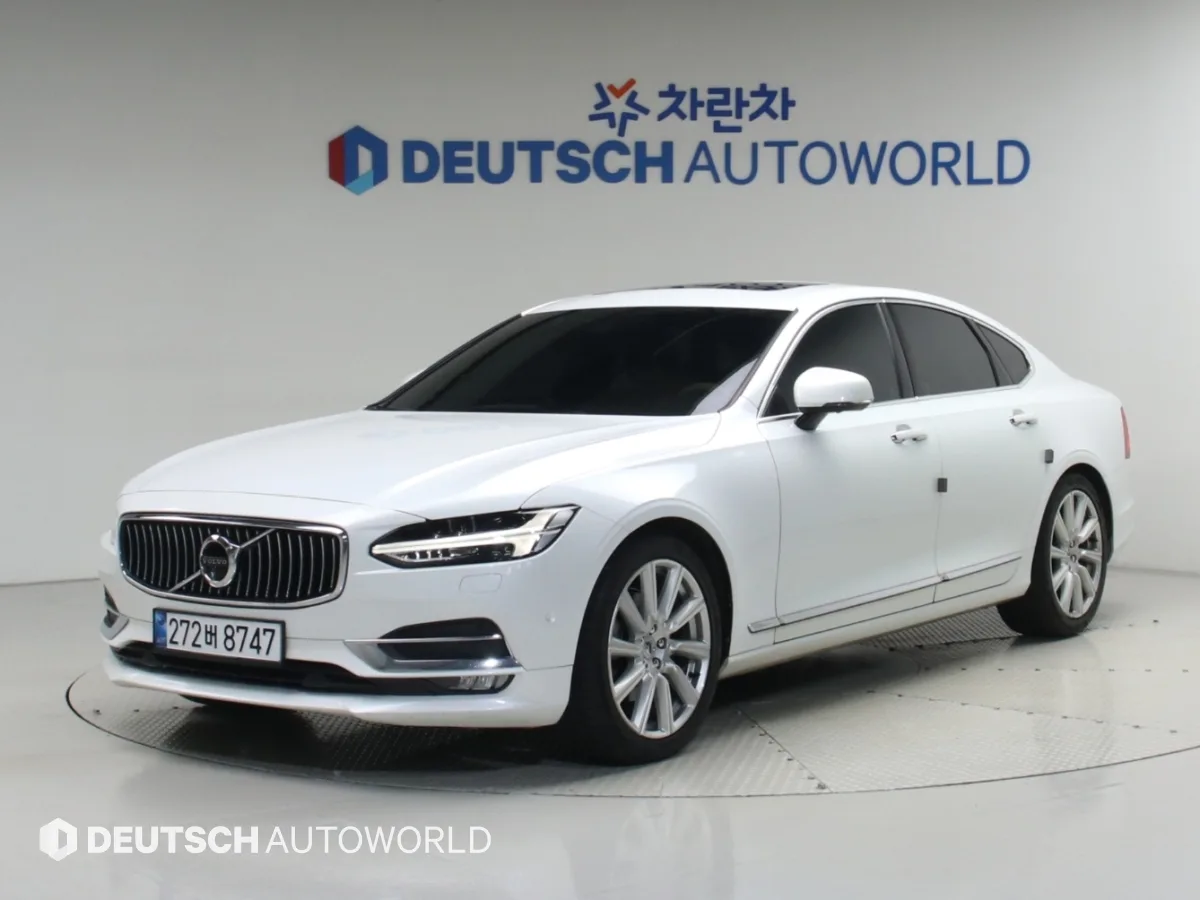 2018 Volvo S90