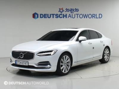 2018 Volvo S90