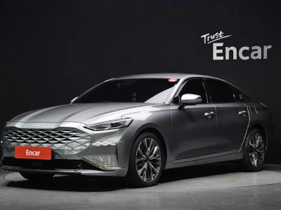 2022 Kia K8