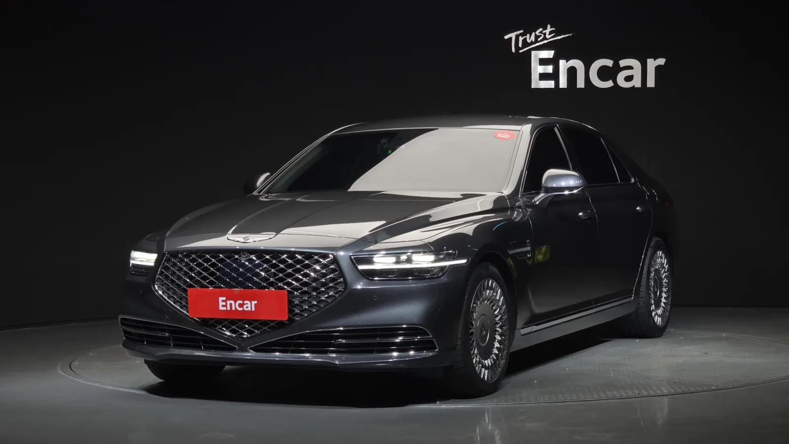2021 Genesis G90