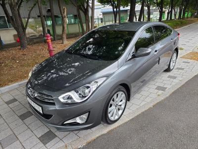2012 Hyundai i40