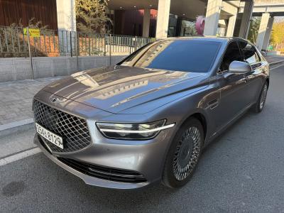 2020 Genesis G90