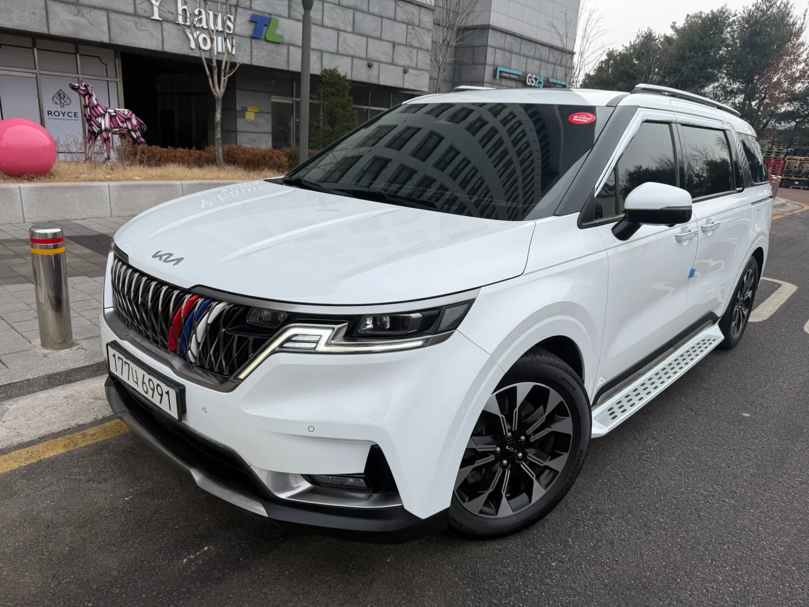 2023 Kia Carnival
