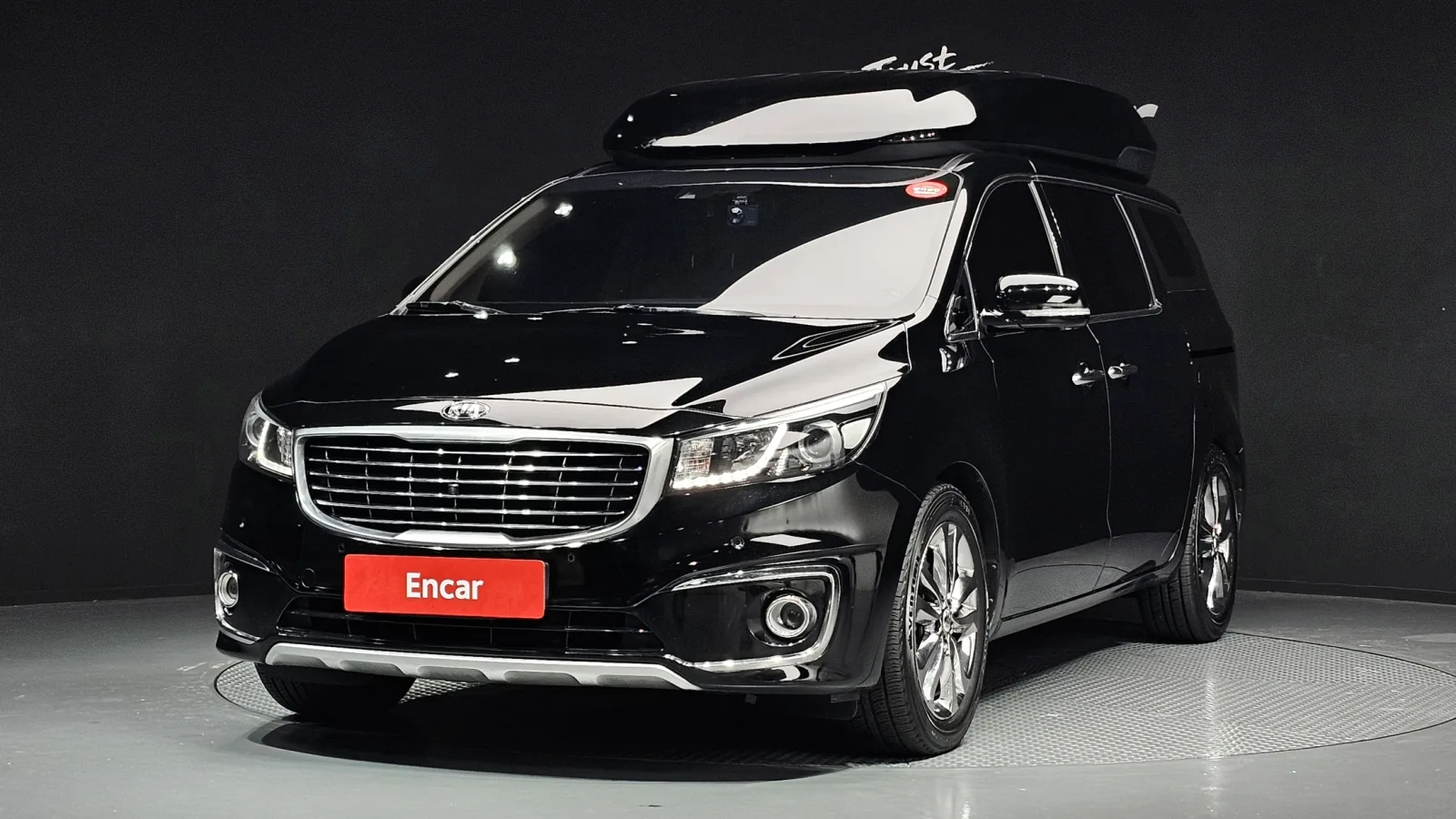 2016 Kia Carnival