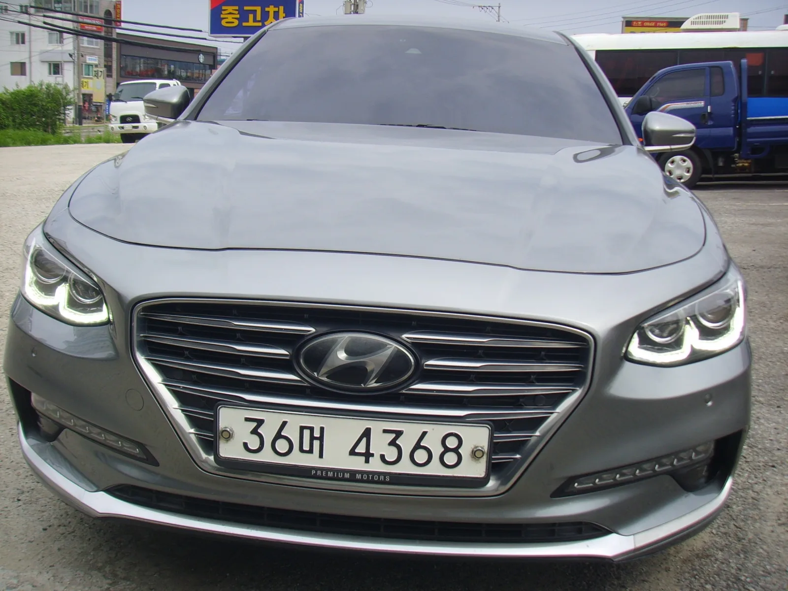 2018 Hyundai Grandeur