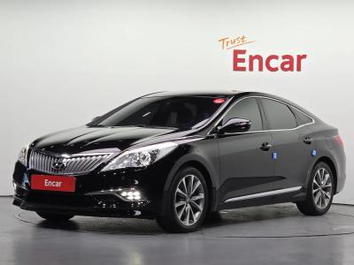 2015 Hyundai Grandeur