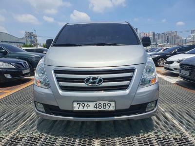 2017 Hyundai Starex