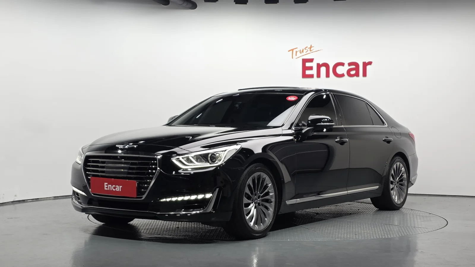 2016 Genesis EQ900