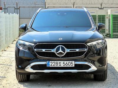 2025 Mercedes-Benz GLC-Class