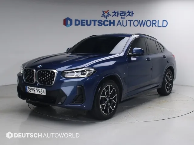 2023 BMW X4