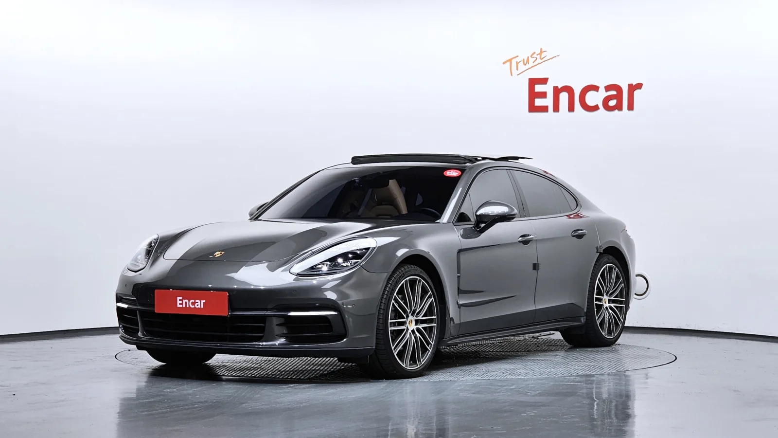 2018 Porsche Panamera