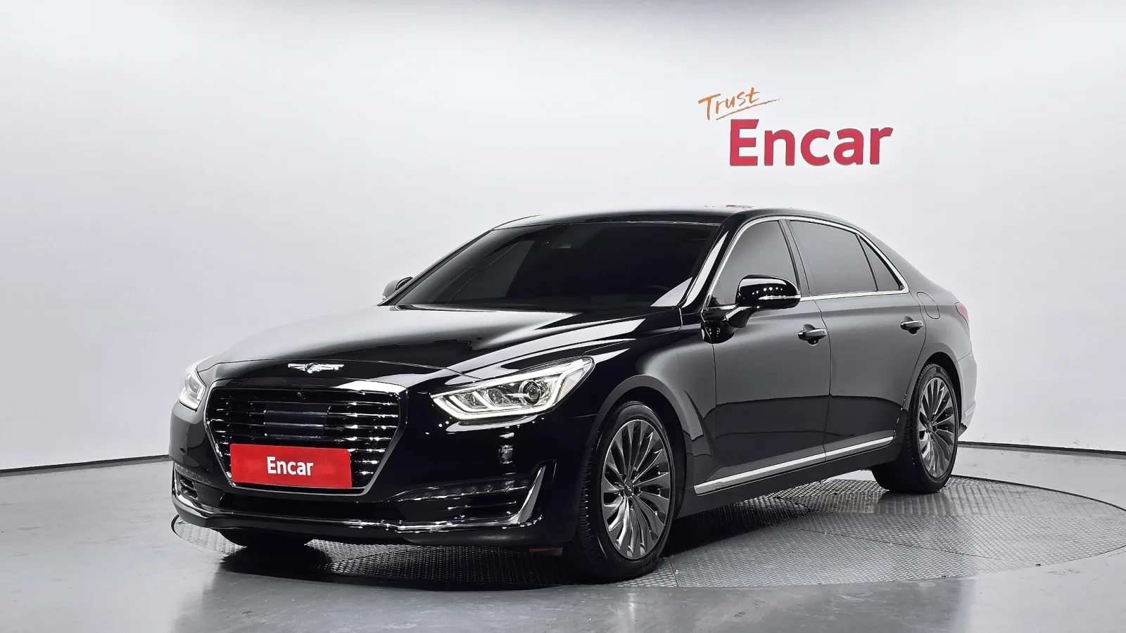 2016 Genesis EQ900
