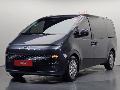 2024 Hyundai Staria