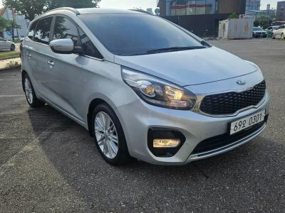 2017 Kia Carens