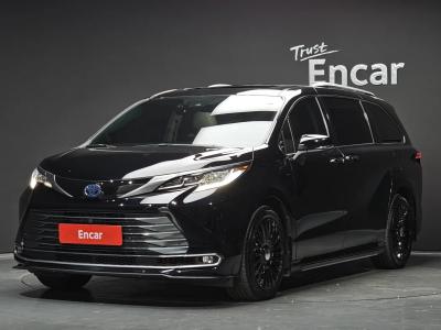 2023 Toyota Sienna