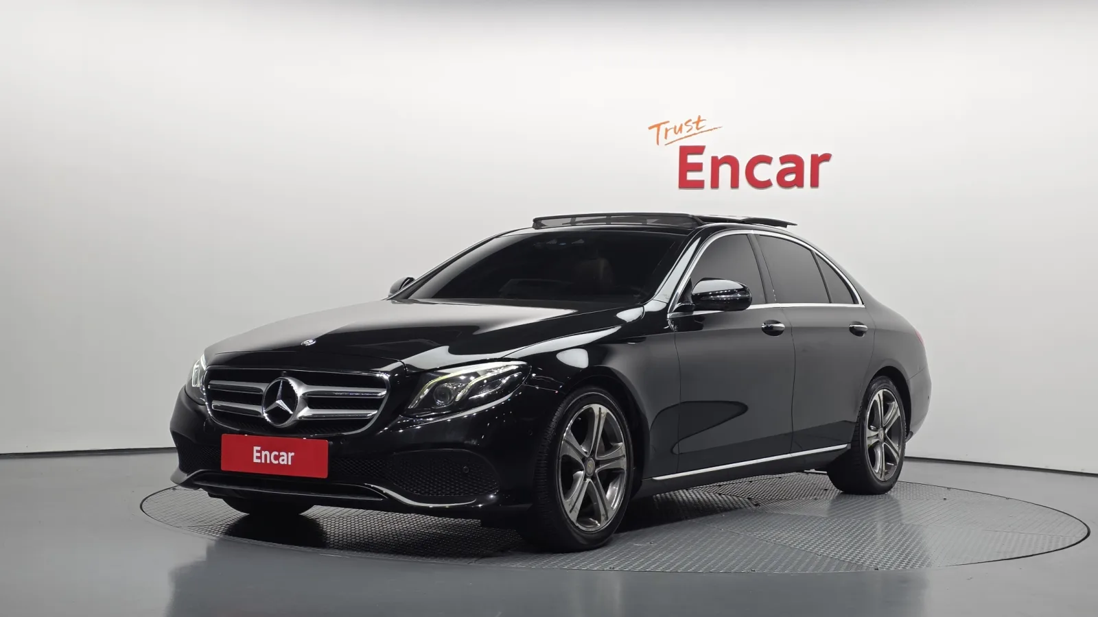 2017 Mercedes-Benz E-Class