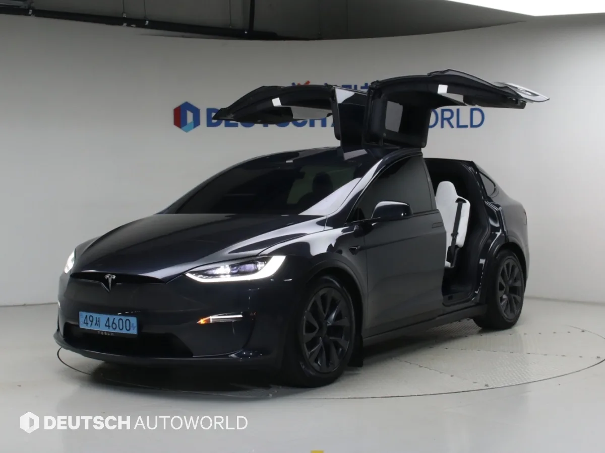 2025 Tesla Model X