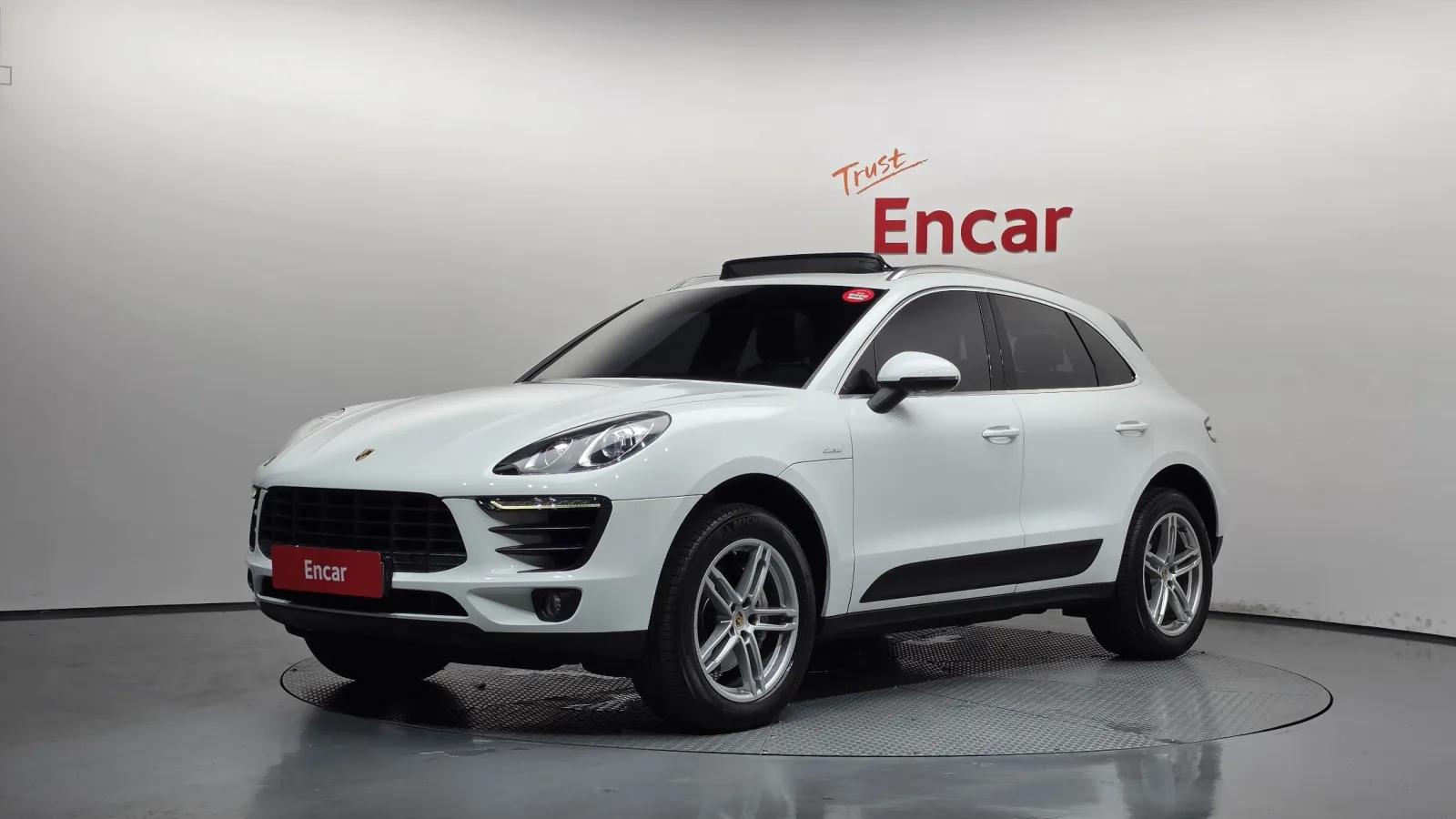 2015 Porsche Macan