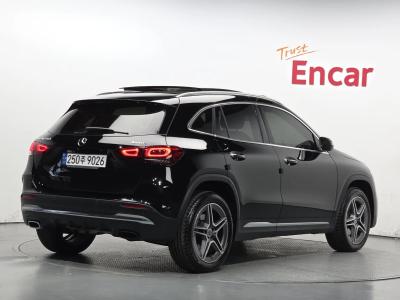2023 Mercedes-Benz GLA-Class