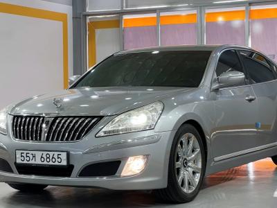 2012 Hyundai Equus