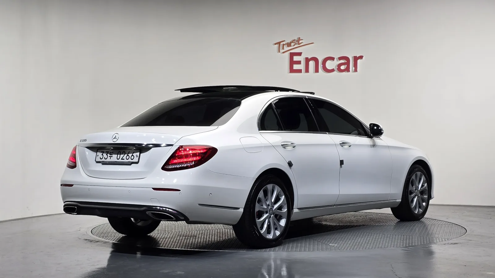 2017 Mercedes-Benz E-Class
