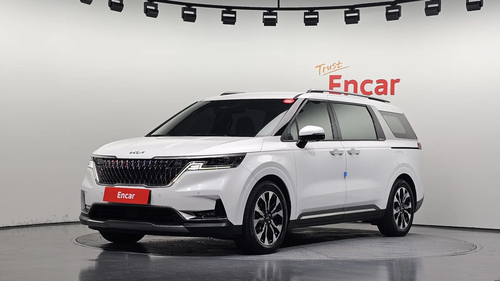 2023 Kia Carnival