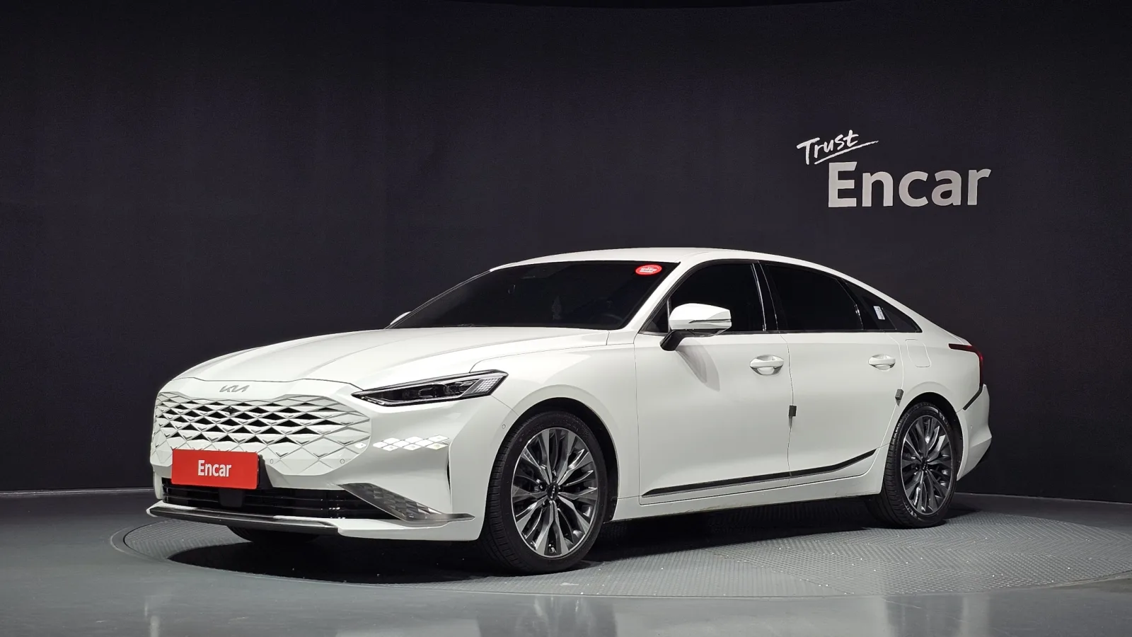 2022 Kia K8