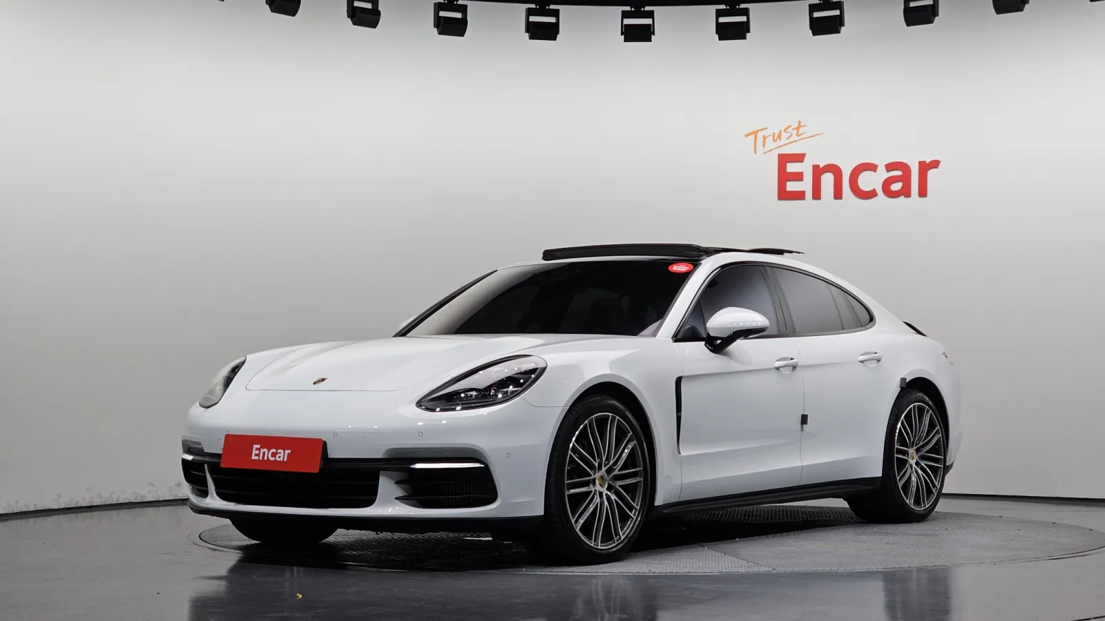2018 Porsche Panamera
