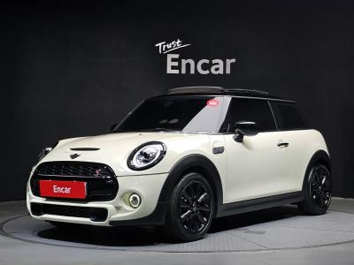 2021 MINI Cooper