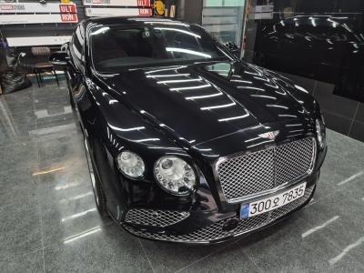 2016 Bentley Continental