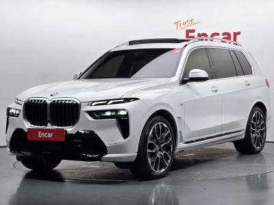 2025 BMW X7