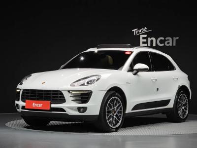 2017 Porsche Macan