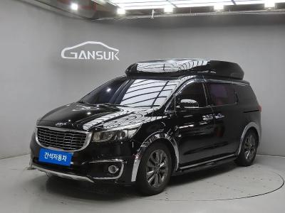 2015 Kia Carnival
