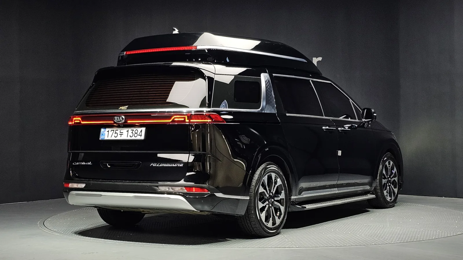 2021 Kia Carnival