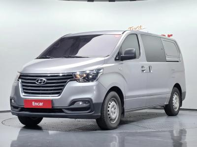 2019 Hyundai Starex