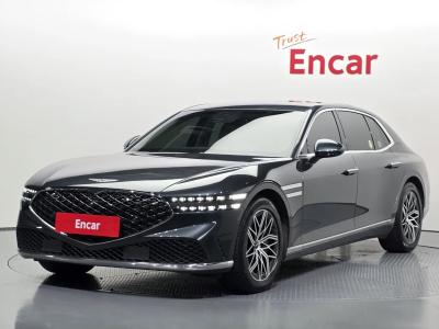 2023 Genesis G90