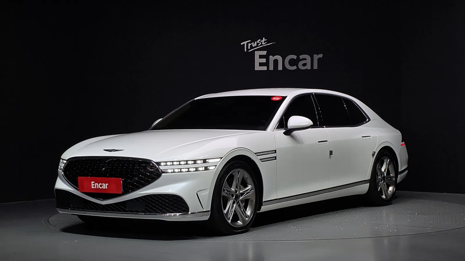 2022 Genesis G90