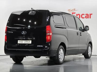 2021 Hyundai Starex
