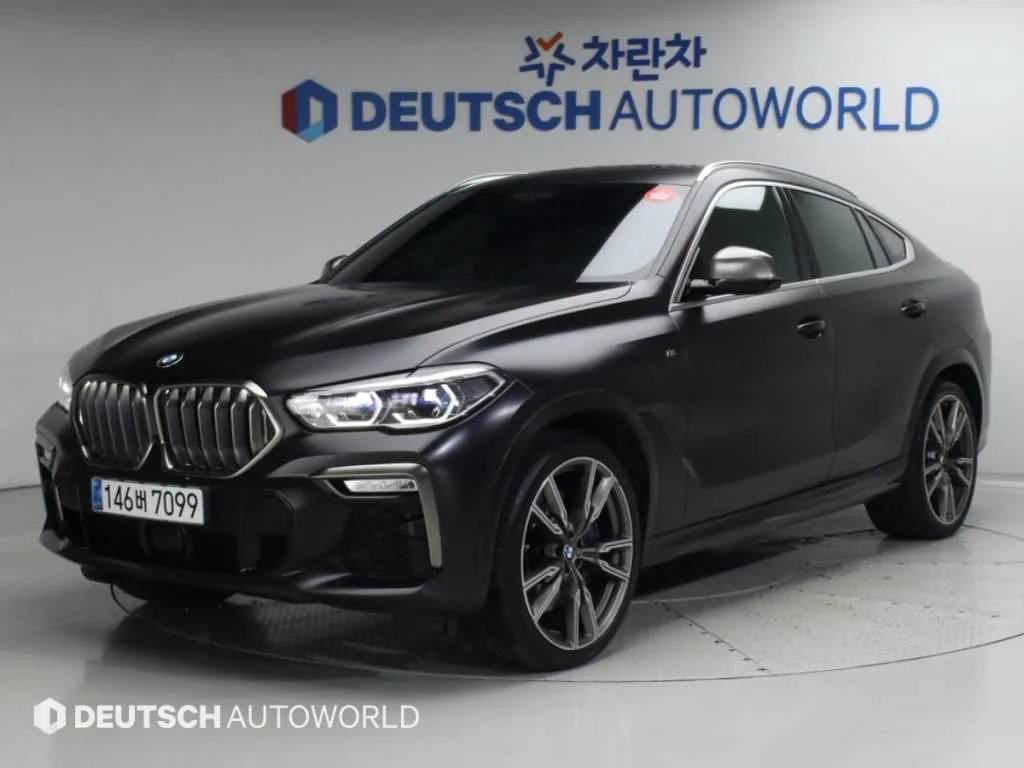 2021 BMW X6