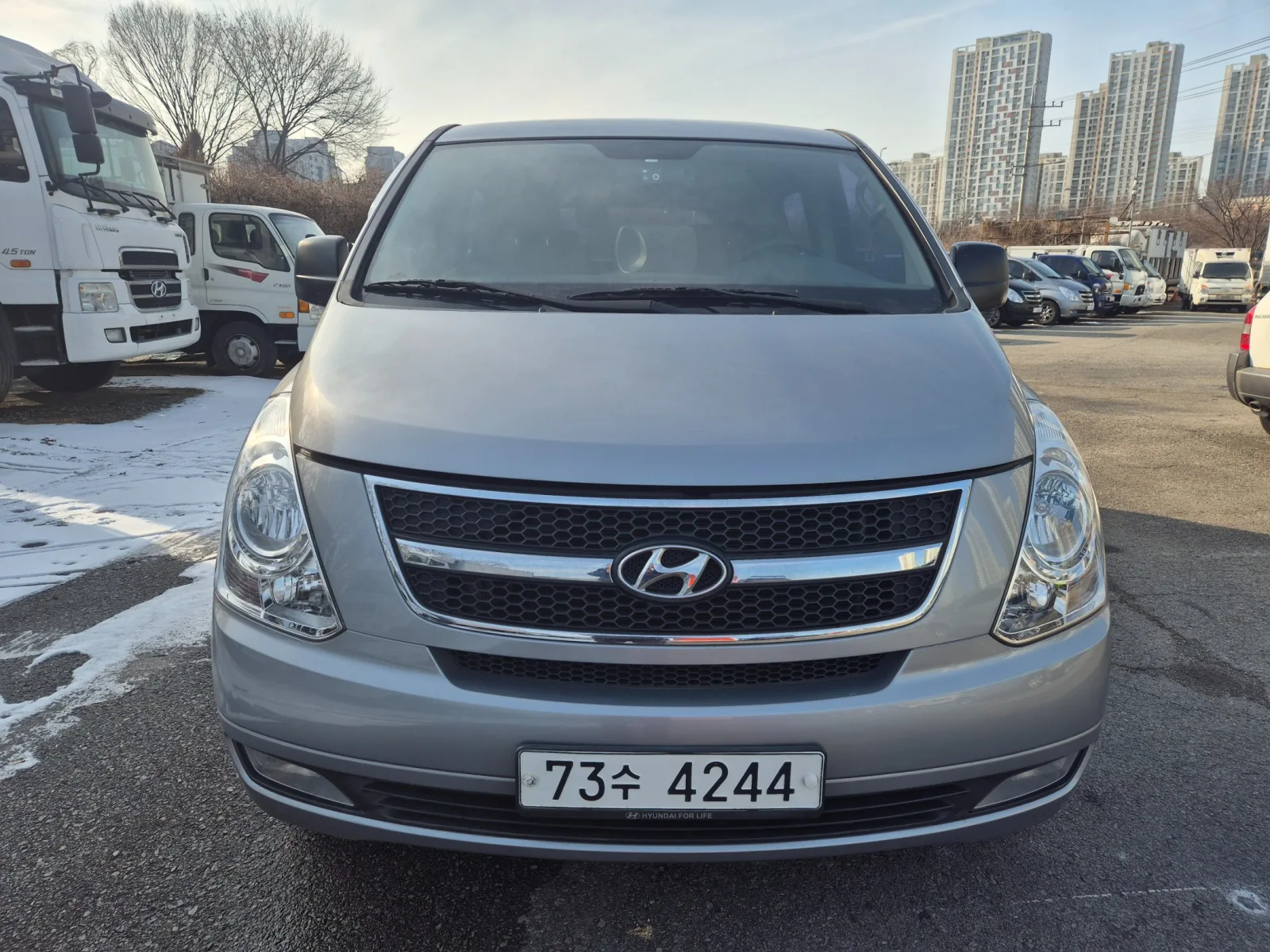 2014 Hyundai Starex